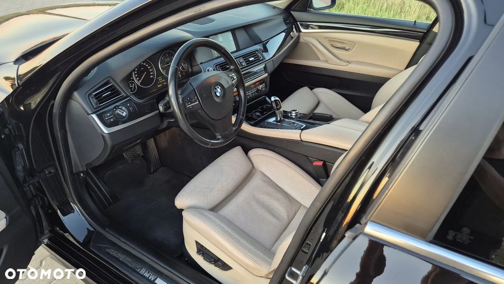 BMW Seria 5 520d - 13