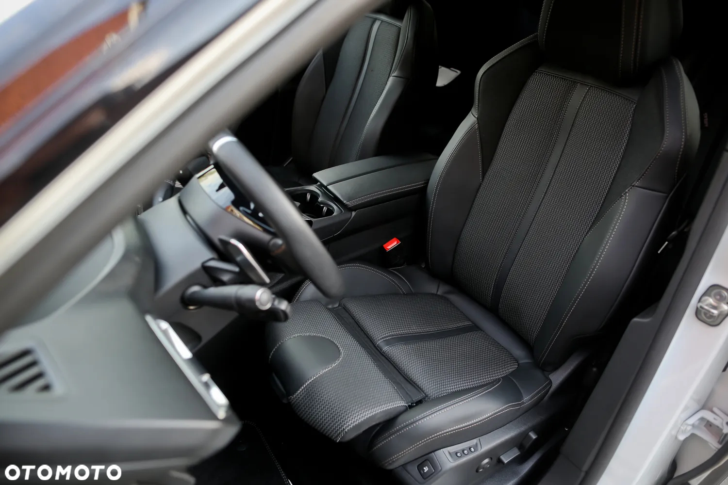 Peugeot 5008 2.0 BlueHDi GT Pack S&S EAT8 - 24