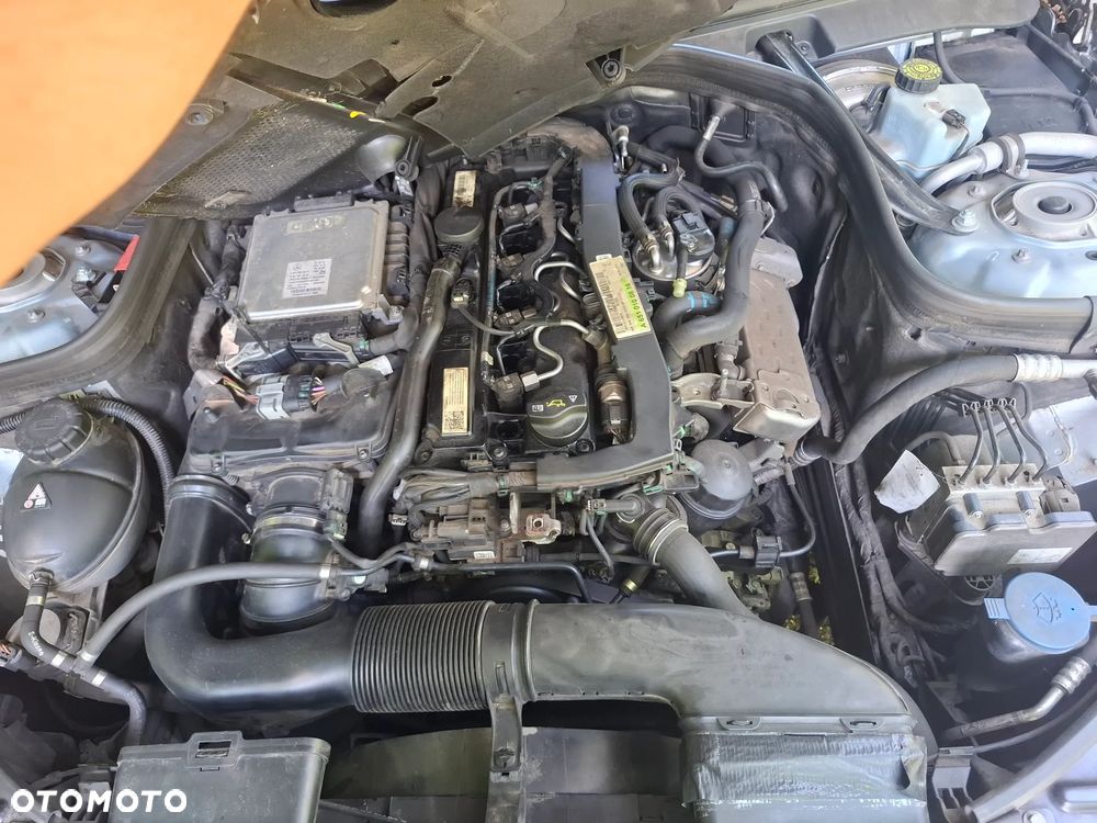 Mercedes-Benz Klasa E 200 BlueTEC - 15