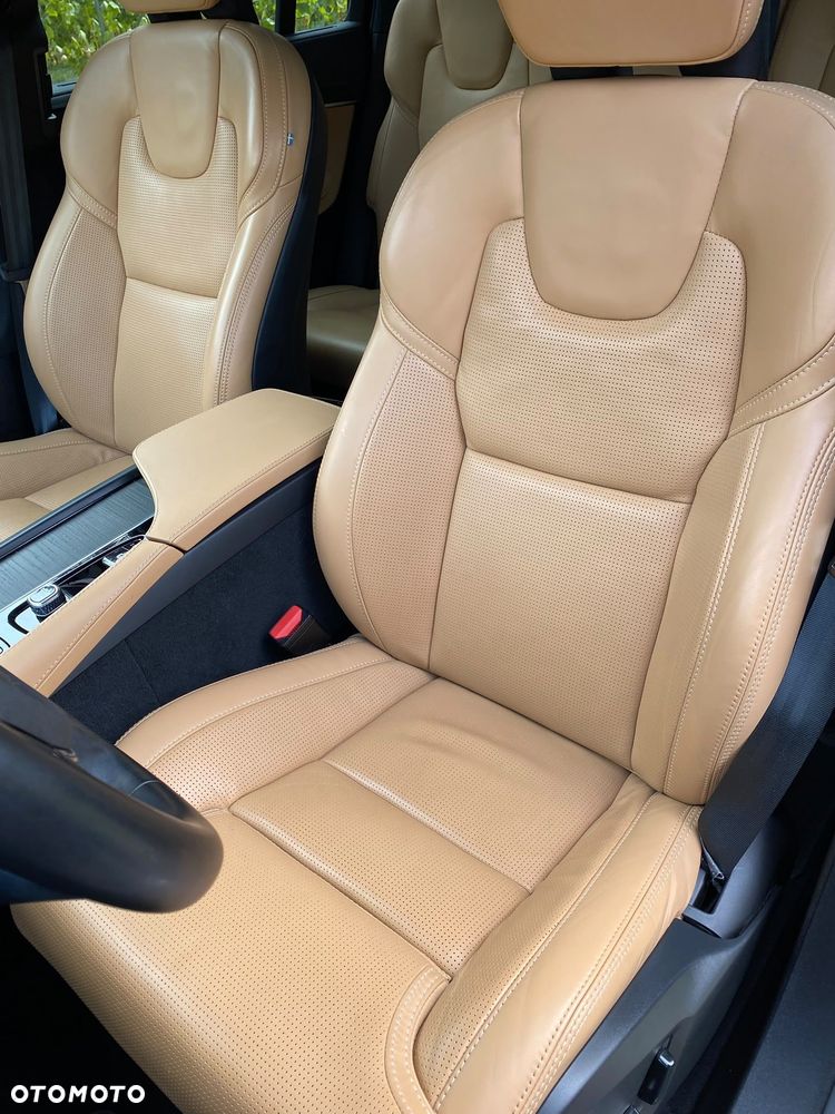 Volvo XC 90 B5 D AWD Ultimate Bright 7os - 15