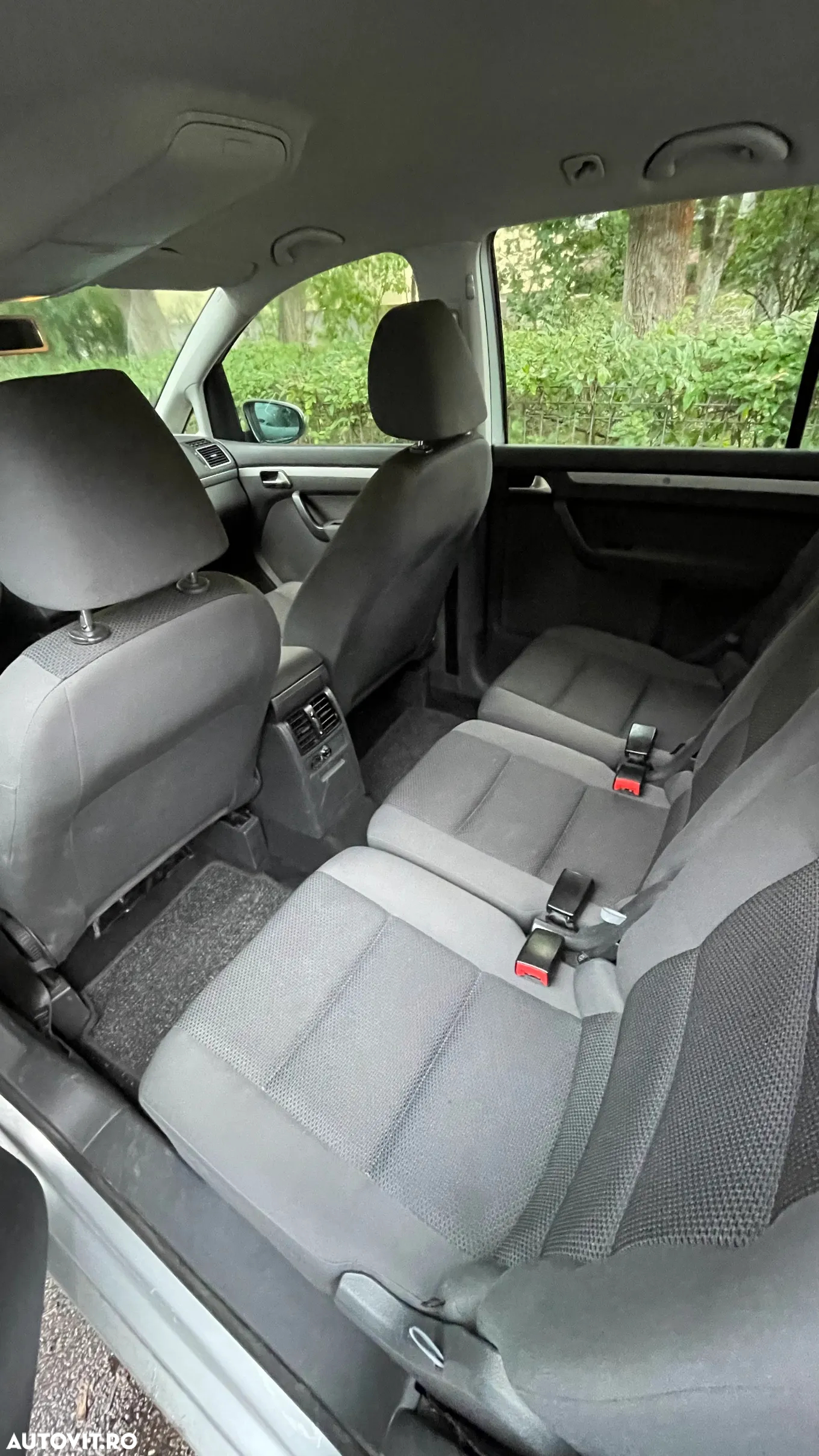 Volkswagen Touran 1.6 TDI BlueMotion Technology Comfortline - 5
