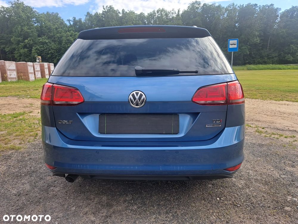 Volkswagen Golf - 11