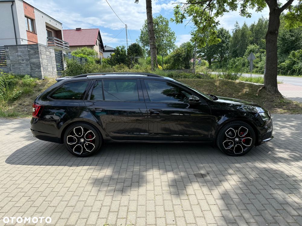Skoda Octavia 2.0 TDI RS DSG - 6