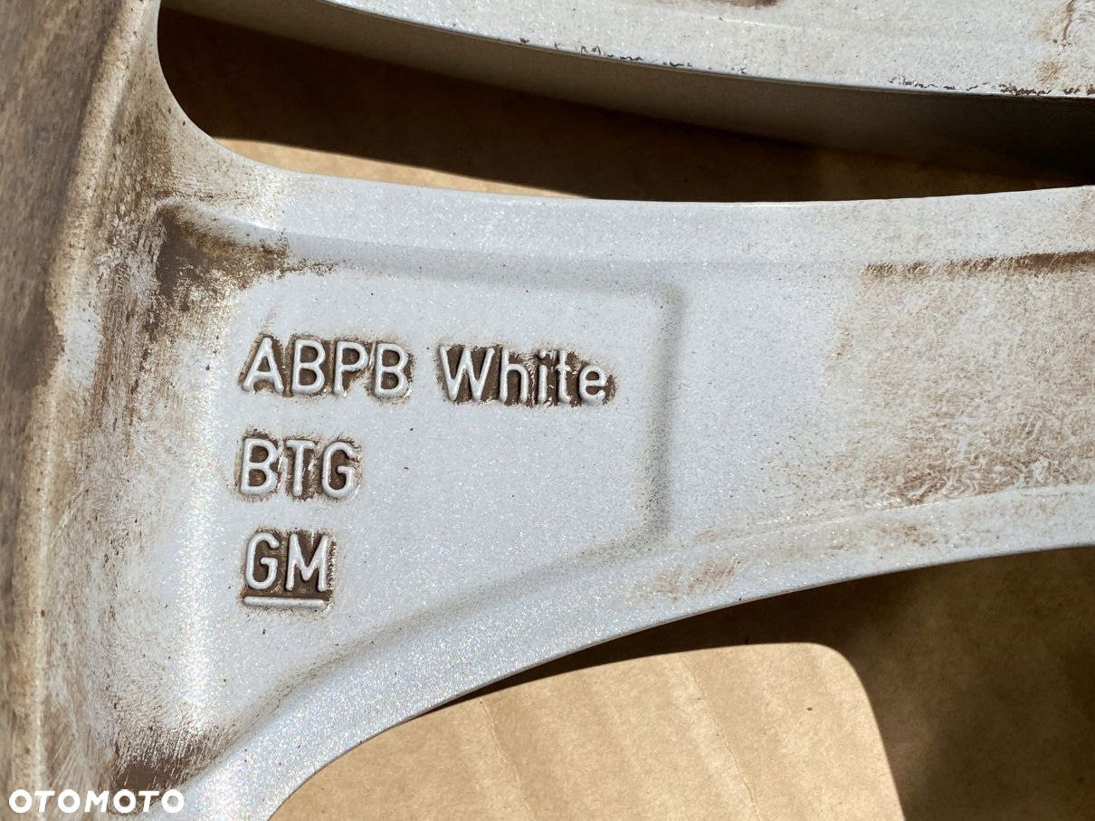 FELGA OPEL CORSA D E ADAM 7J 17 ET44 OP084 - 4