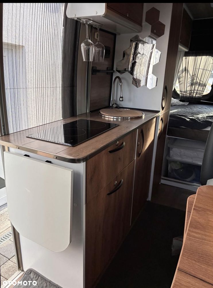 Peugeot Boxer 2018 photo 4