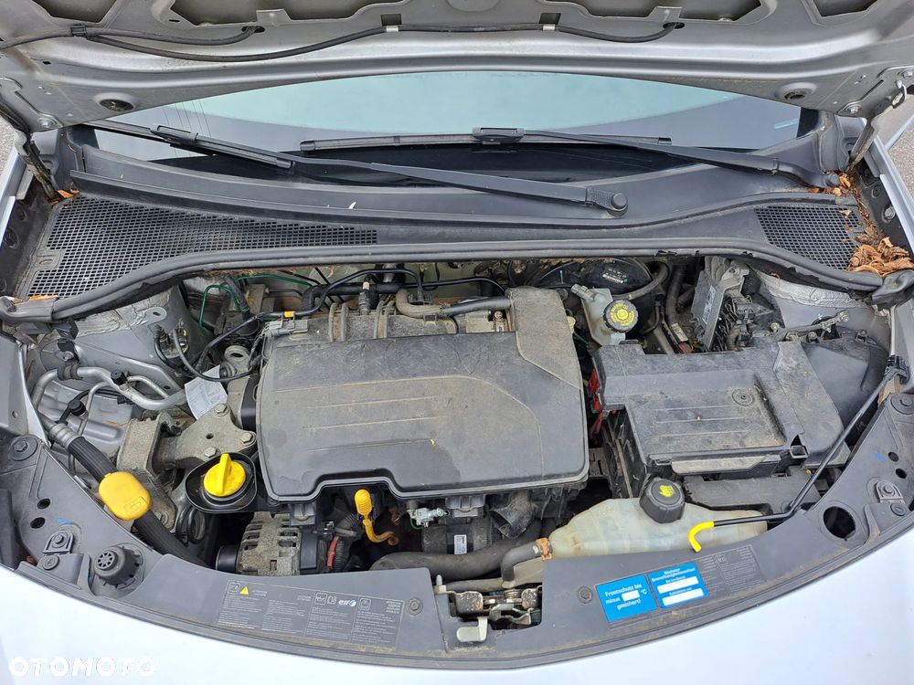 Renault Clio - 10