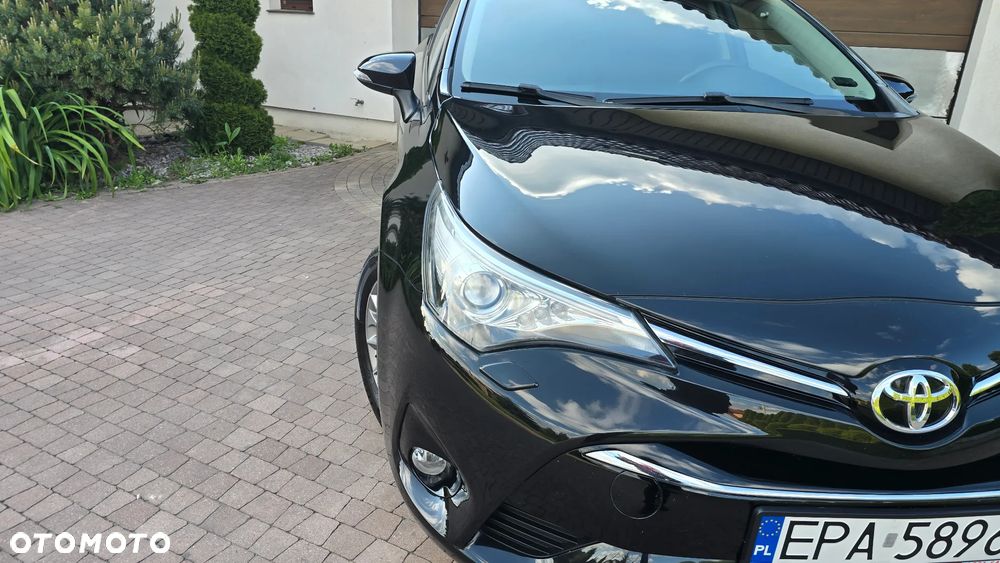 Toyota Avensis - 15