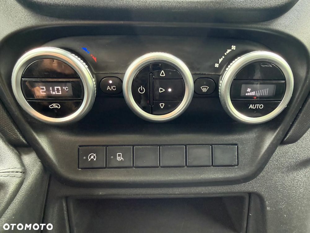 Iveco Daily - 25