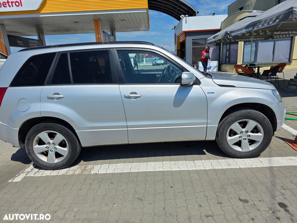 Suzuki Grand Vitara 1.9 DDIS JLX-EL - 4