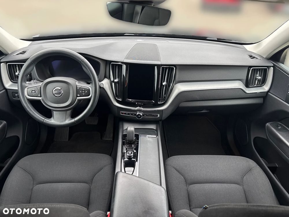 Volvo XC 60 B4 D AWD Momentum Pro - 19