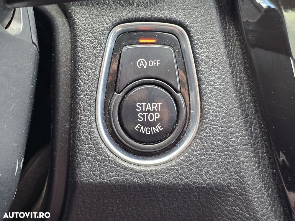 BMW Seria 3 320d Aut. Blue Performance Sport Line - 25