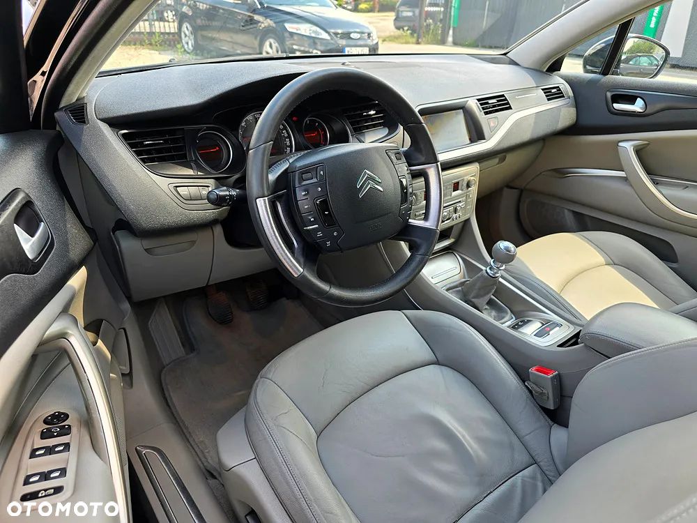 Citroën C5 2.0 HDi Exclusive - 26