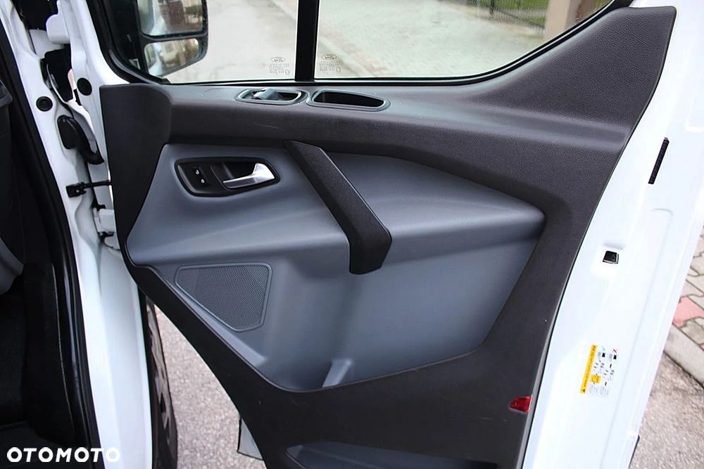 Ford Transit Custom - 17