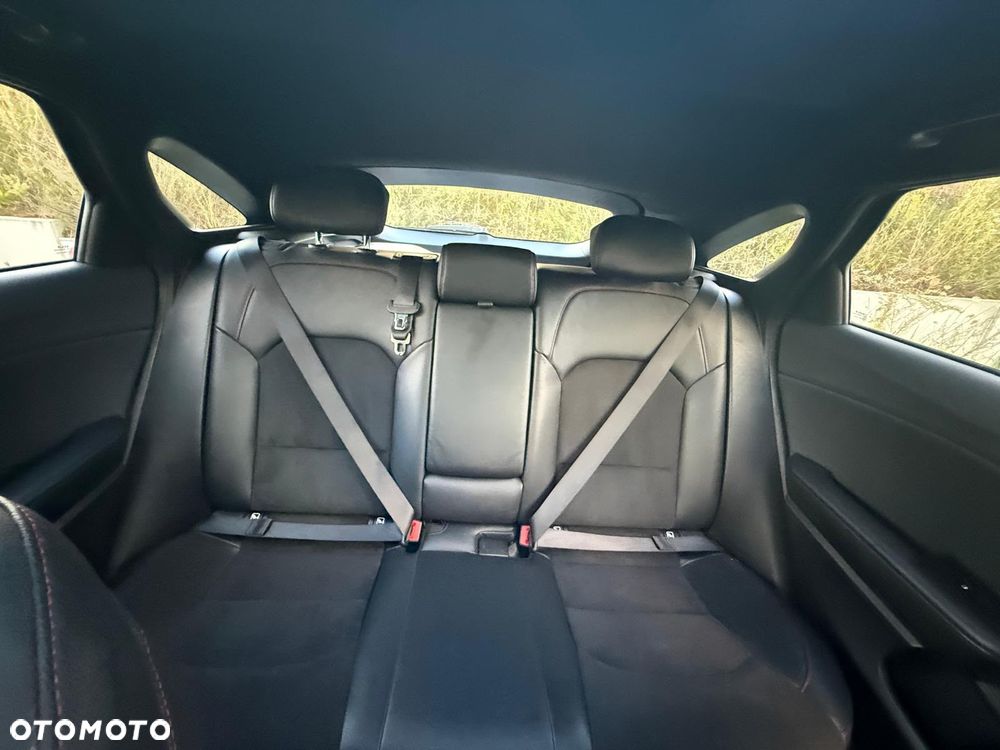 Kia ProCeed 1.6 T-GDI GT DCT - 6