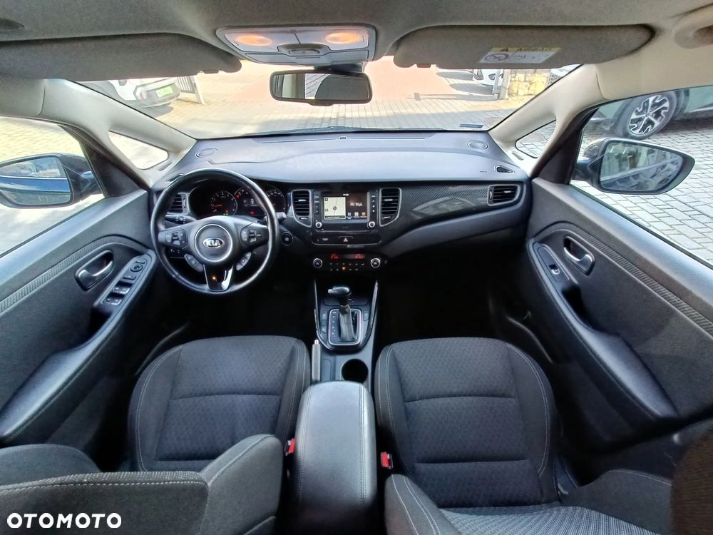 Kia Carens 2.0 GDI L - 15