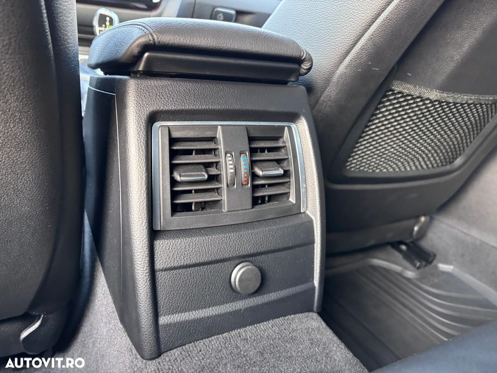 BMW Seria 3 320i Aut. M Sport - 24