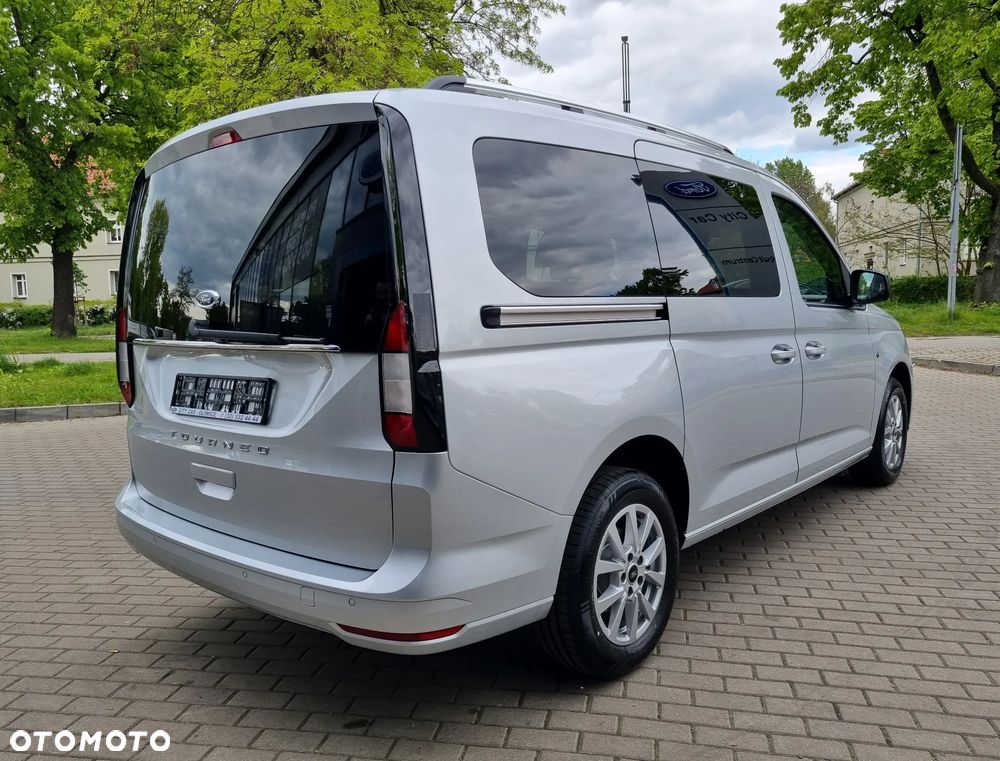 Ford Tourneo Connect Grand - 9