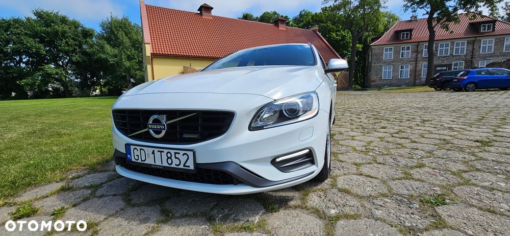 Volvo V60 T3 Momentum - 2