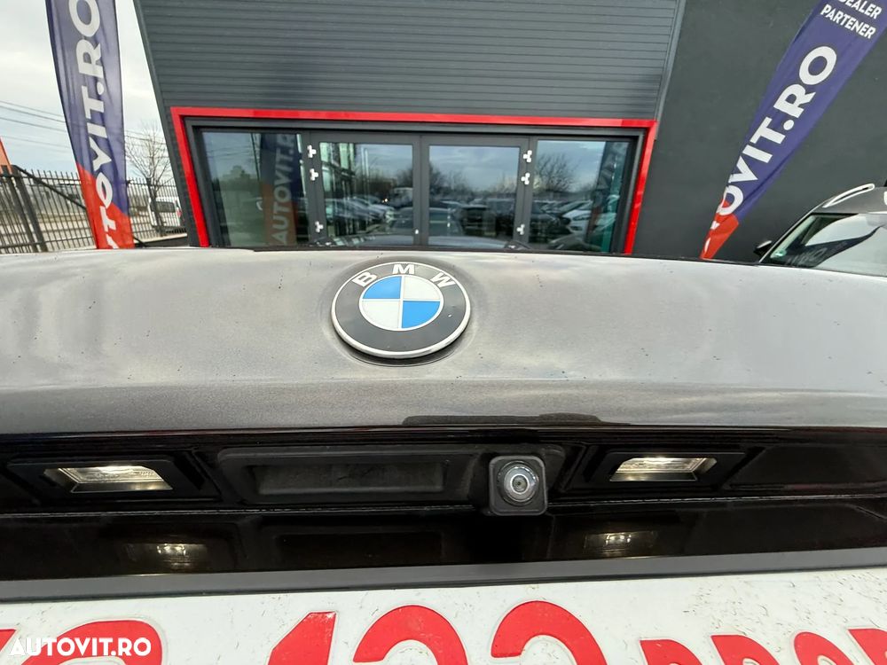 BMW Seria 5 520d Aut. Luxury Line - 37