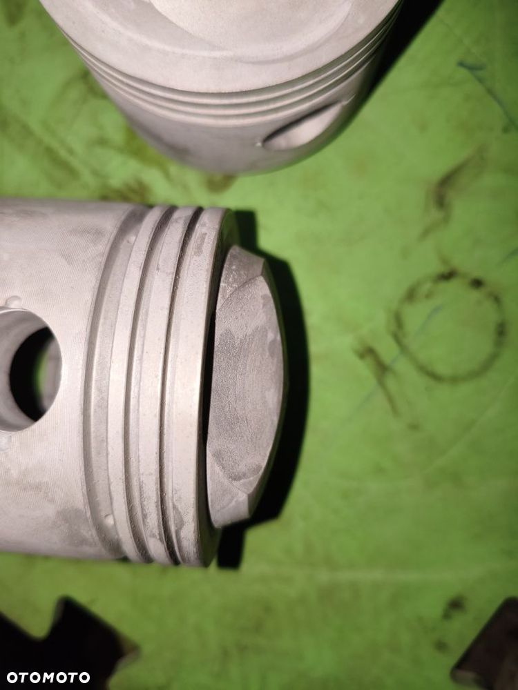 Tłoki 79.0 Ural M61 M62 M63 M66 M67 - 3