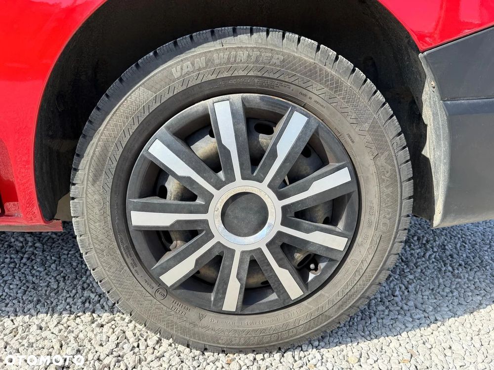 Renault TRAFIC - 12