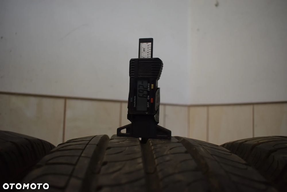 R16C 215/65 Goodyear Efficient Grip Cargo - 5