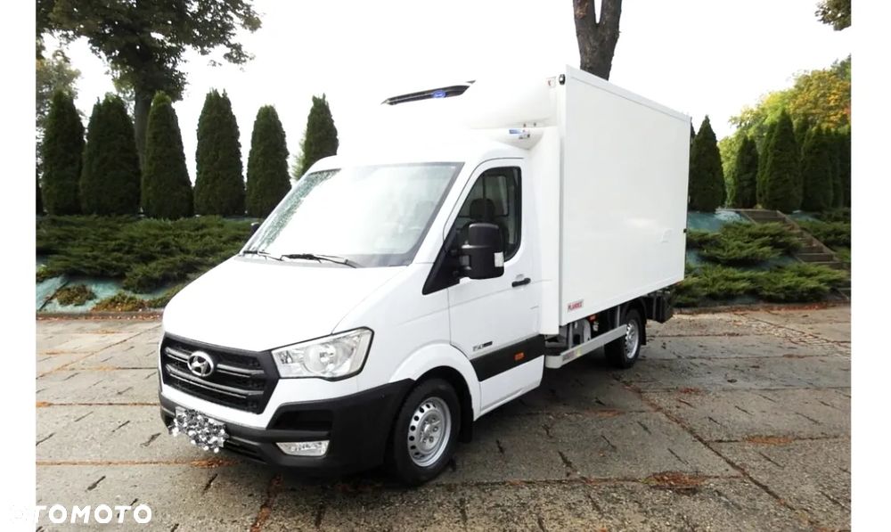 Hyundai H350 - 1
