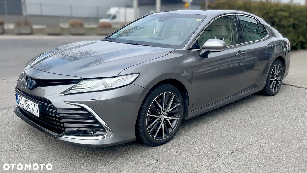Toyota Camry 2.5 Hybrid Executive CVT - 1