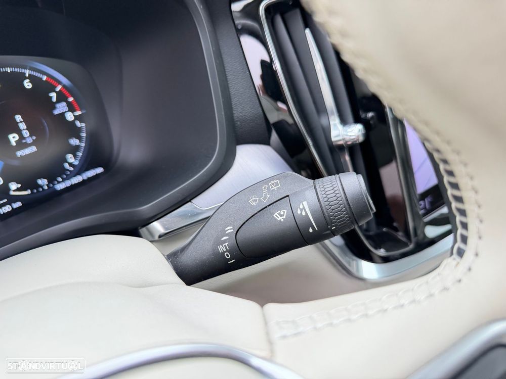 Volvo V60 2.0 T6 AWD TE Inscription Expression - 28