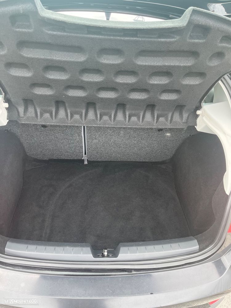 SEAT Ibiza 1.2 12V Reference - 6