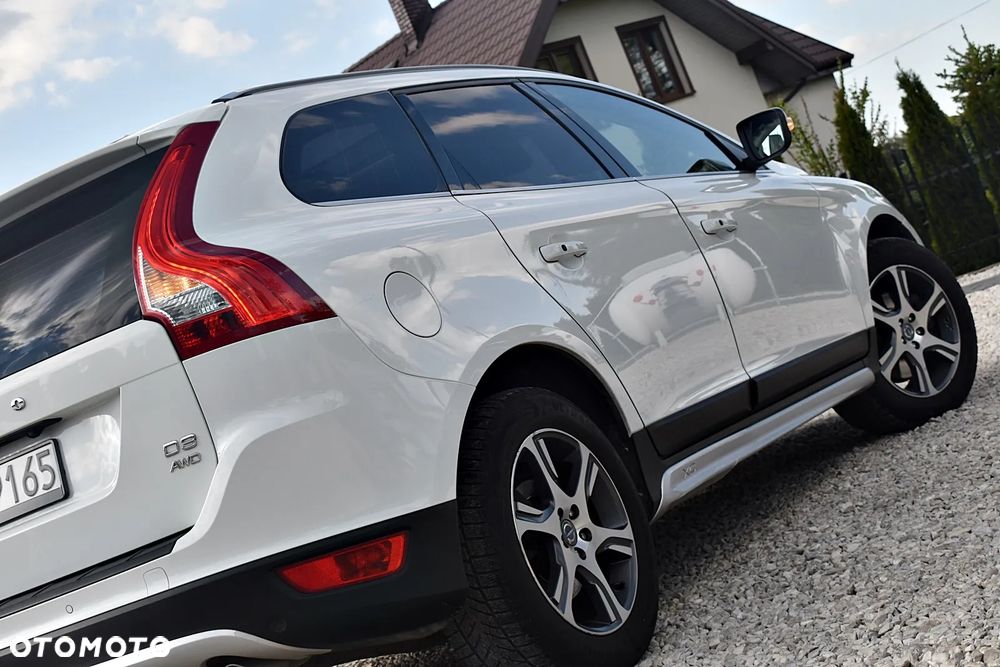 Volvo XC 60 2.4D AWD Summum - 36