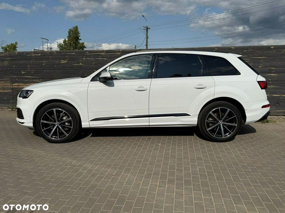 Audi Q7 - 10