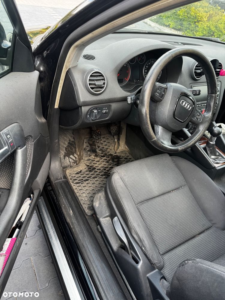 Audi A3 Sportback 2.0 TDI DPF Ambition - 8