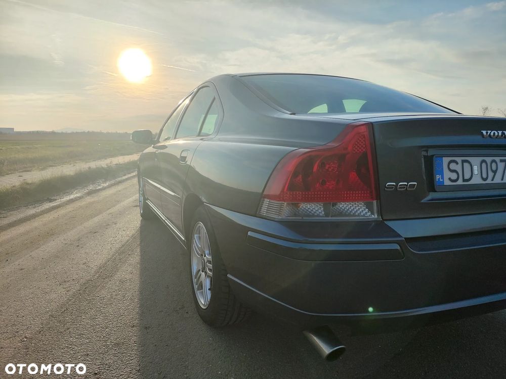 Volvo S60 - 2