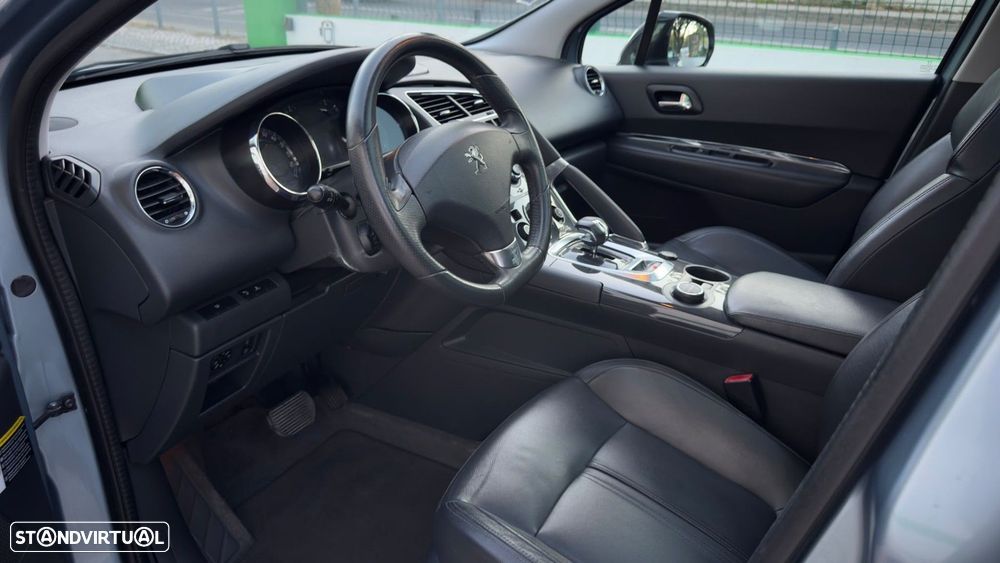 Peugeot 3008 2.0 HDi Hybrid4 99g - 8