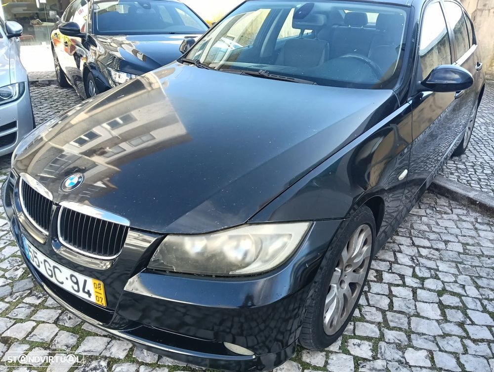 BMW 320 d Sport - 1