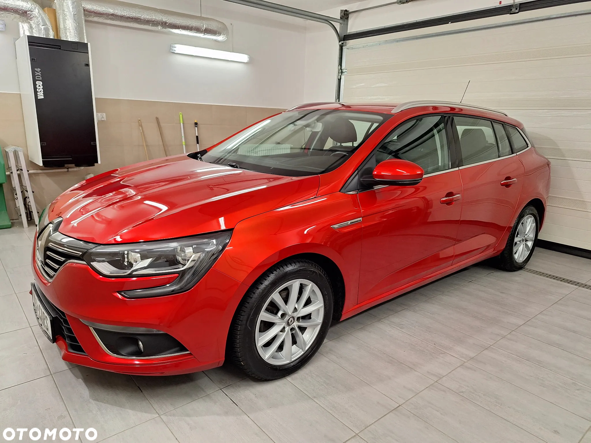 Renault Megane ENERGY TCe 130 BUSINESS - 4