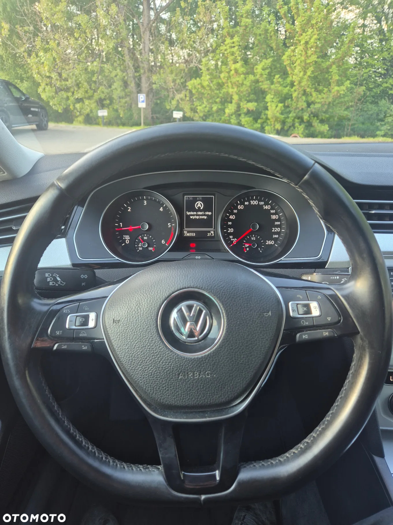 Volkswagen Passat 2.0 TDI BMT Comfortline - 11