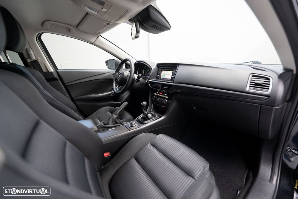 Mazda 6 2.2 SKY-D Excellence Navi - 6