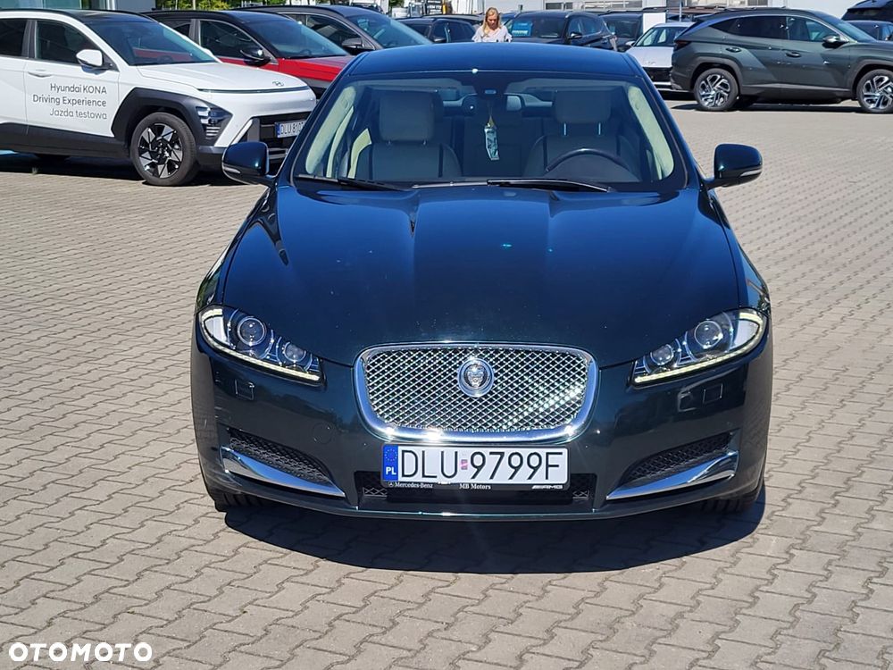Jaguar XF 2.2 D Premium Luxury - 7