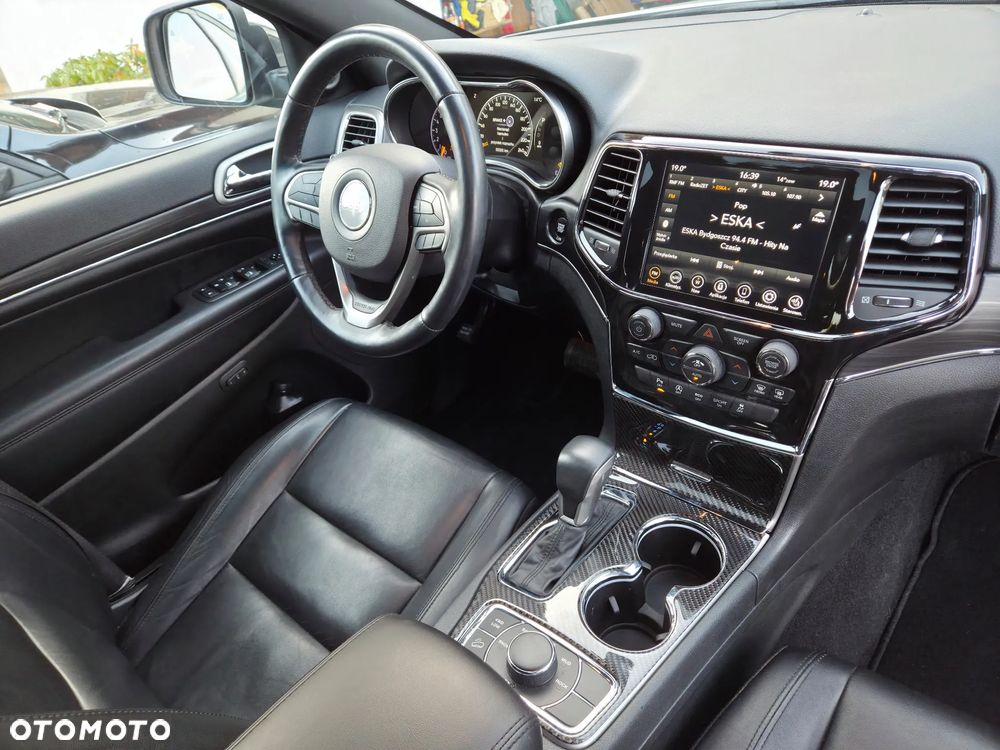 Jeep Grand Cherokee - 13