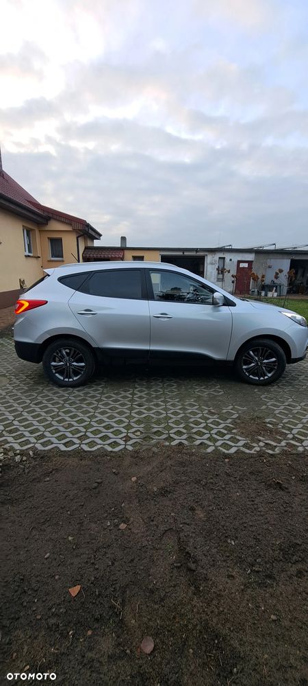 Hyundai ix35 1.6 2WD Fifa World Cup Edition - 4