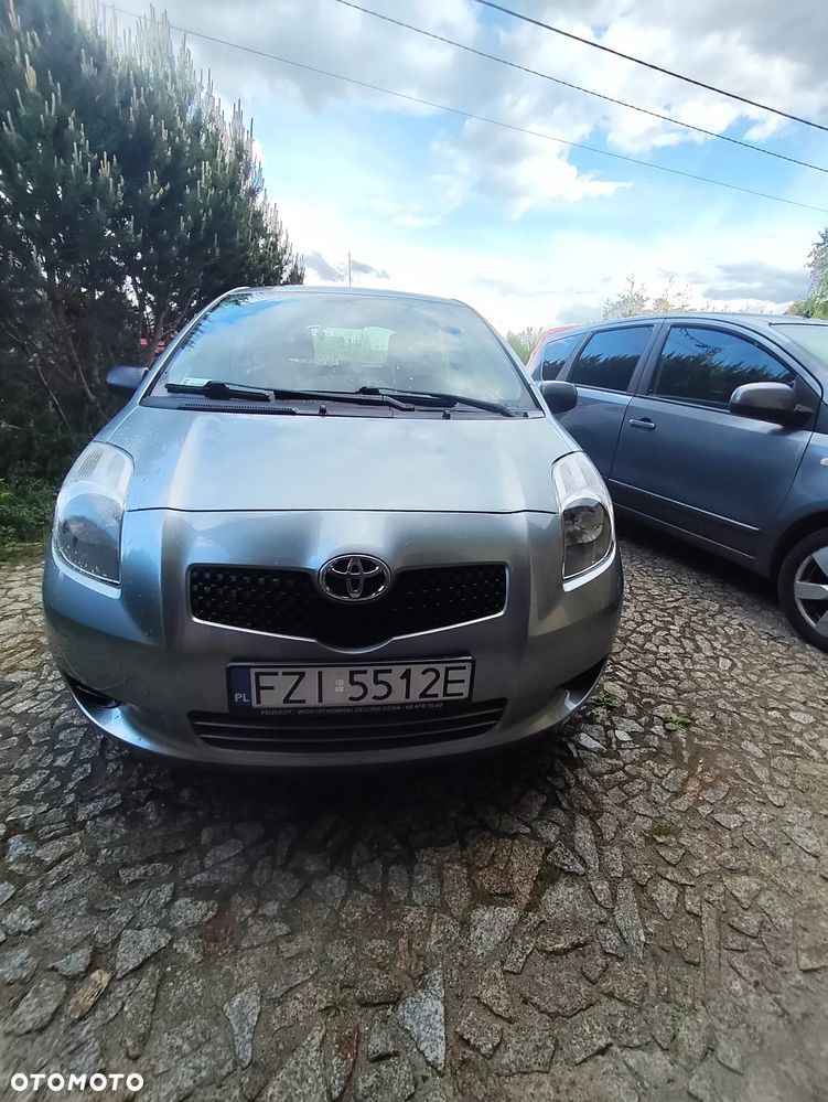 Toyota Yaris 1.0 Luna A/C - 4