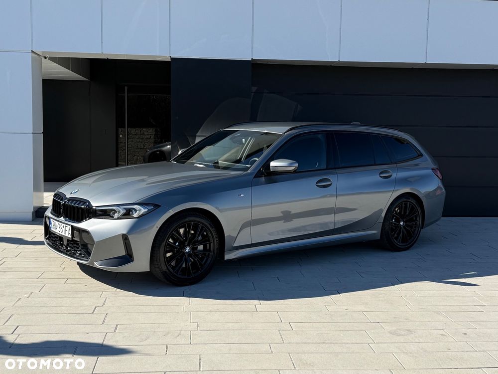 BMW Seria 3 330i xDrive M Sport - 13