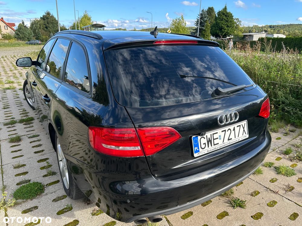 Audi A4 Avant 2.0 TDI e DPF Ambiente - 13