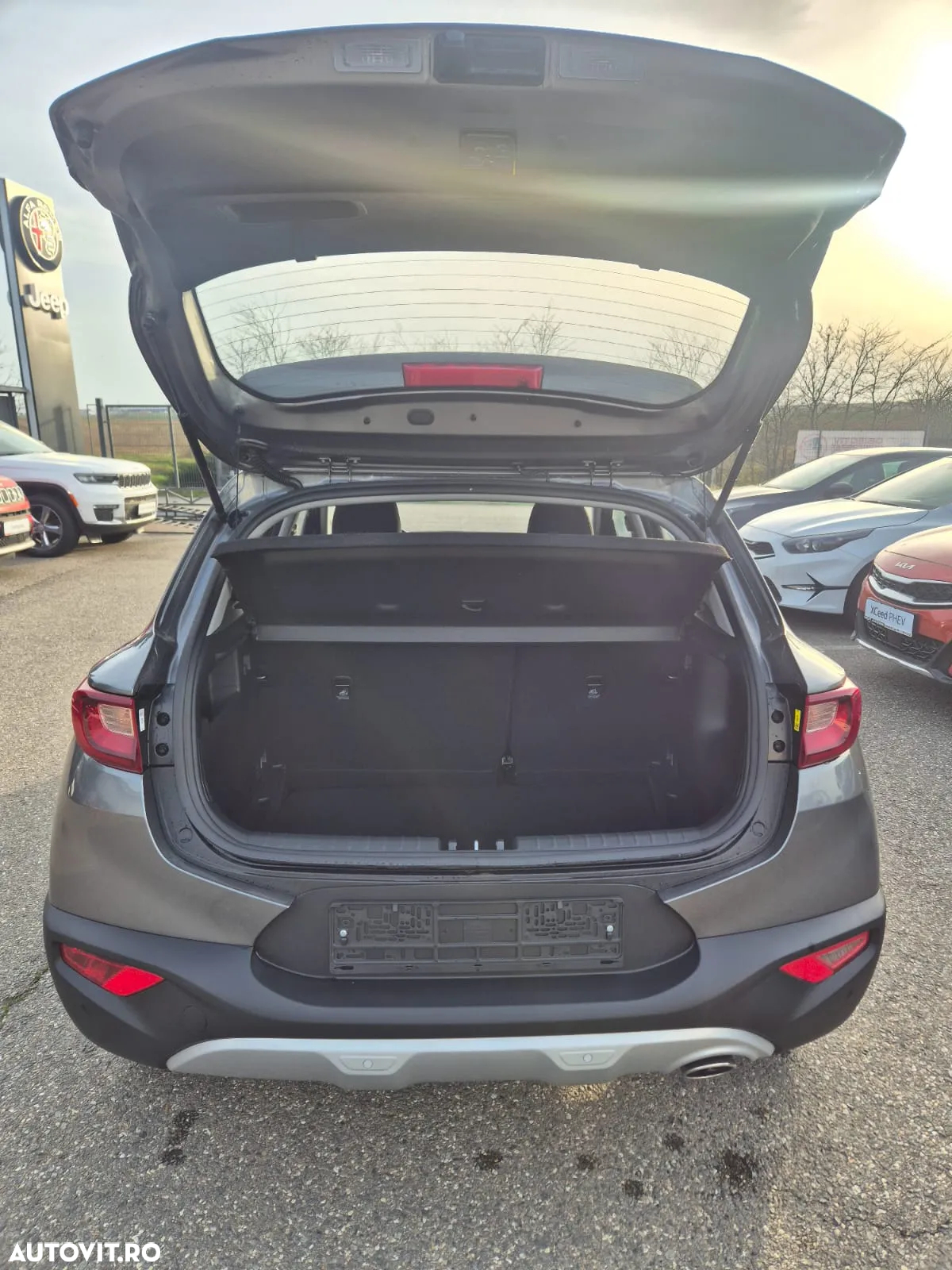 Kia Stonic 1.2 MPI 5MT Urban - 13