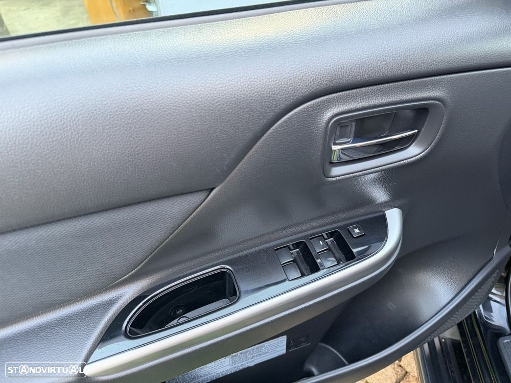 Mitsubishi L 200 2.3 DI-D Strakar Space Cab Intense 4WD - 23