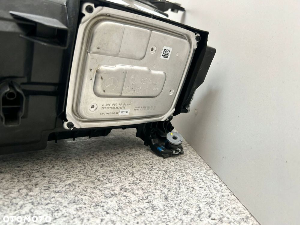 MERCEDES EQS SUV 296 X296 USA DIGITAL LIGHT A2969061002 PRAWA KOMPLETNA - 11