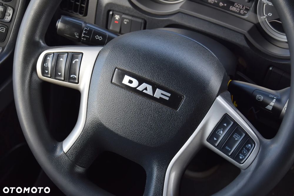 DAF XF530 / SUPER SPACE CAB / HYDRAULIKA / RETARDER / KLIMATYZACJA POSTOJOWA / ACC / NAWIGACJA / KLIMA / LEDY / FULL SPILERY / FULL OPCJA / WERSJA PREMIUM / SERWISOWANY / SPROWADZONY - 29