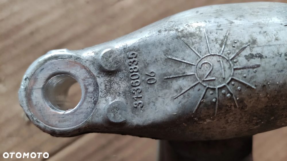 Wahacz lewy przód Volvo V60 oryginalny - 3